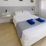 Διαμέρισμα Kitieos 163 In Finikoudes