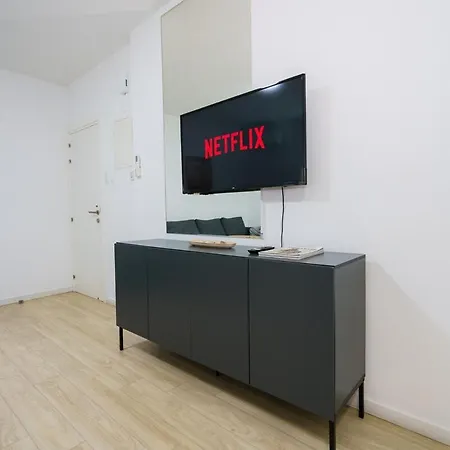 Kitieos 163 In Finikoudes * Larnaca