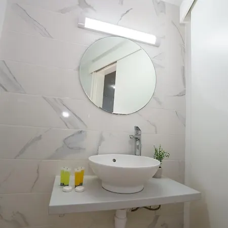 Apartman Kitieos 163 In Finikoudes *