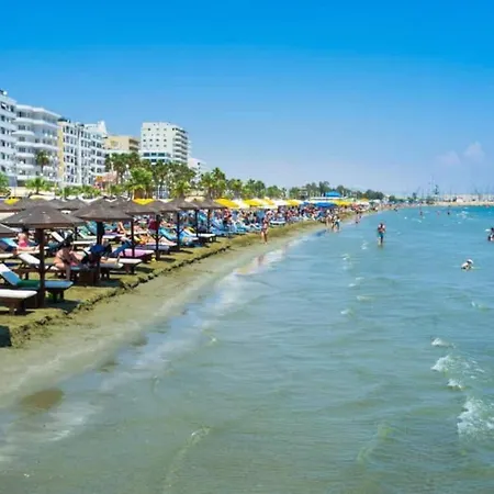 Kitieos 163 In Finikoudes Apartman *